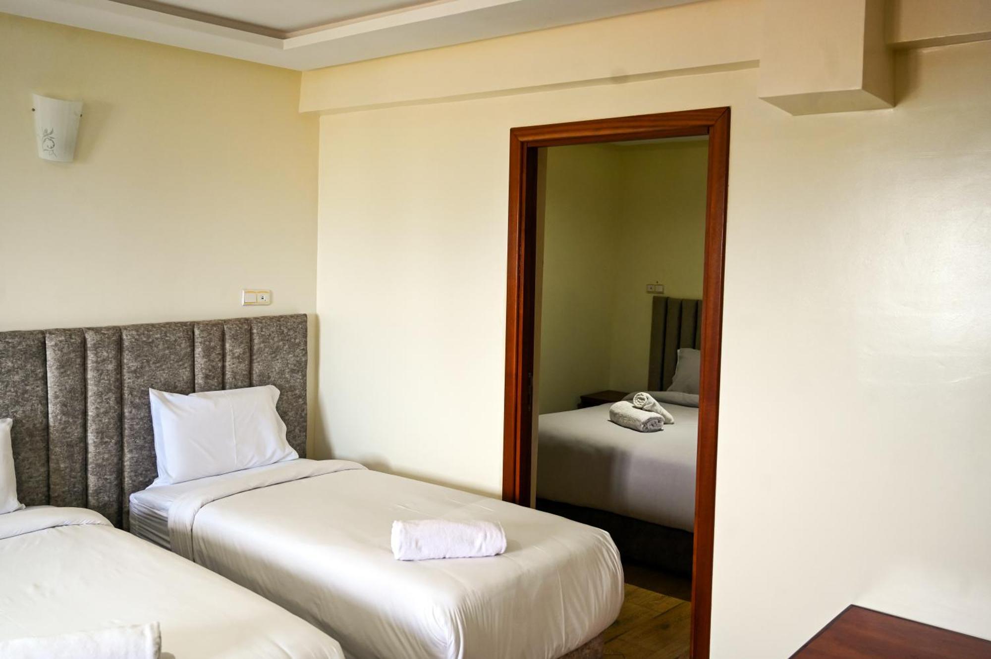 Hôtel Jawharat El Jadida Bagian luar foto